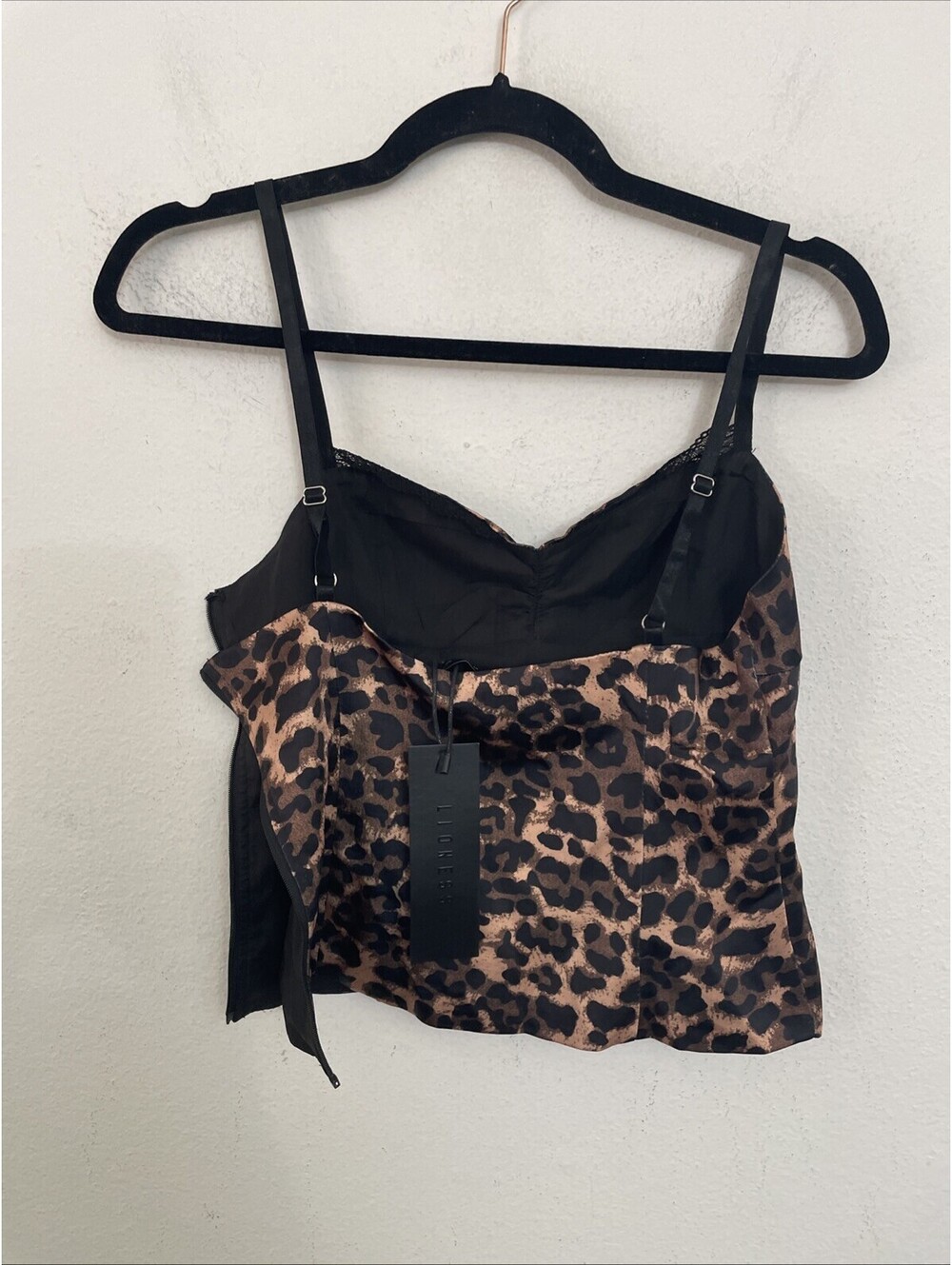 LIONESS Enigmatic Cami in Leopard Sleeveless Tank Top SIZE S NWT $59MSRP - Picture 4 of 8